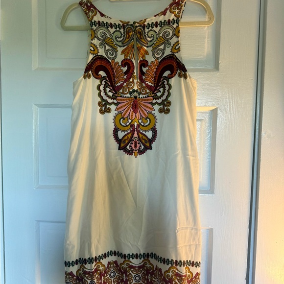 Elegant Cream and Multicolor Patterned Mini Dress - Picture 2 of 2